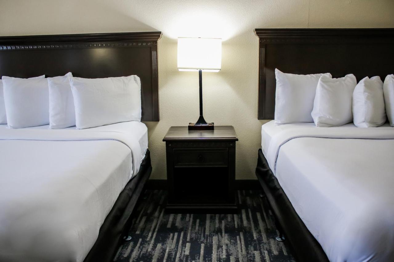 Country Inn & Suites By Radisson, Richmond West At I-64, Va เฮนริโค ภายนอก รูปภาพ