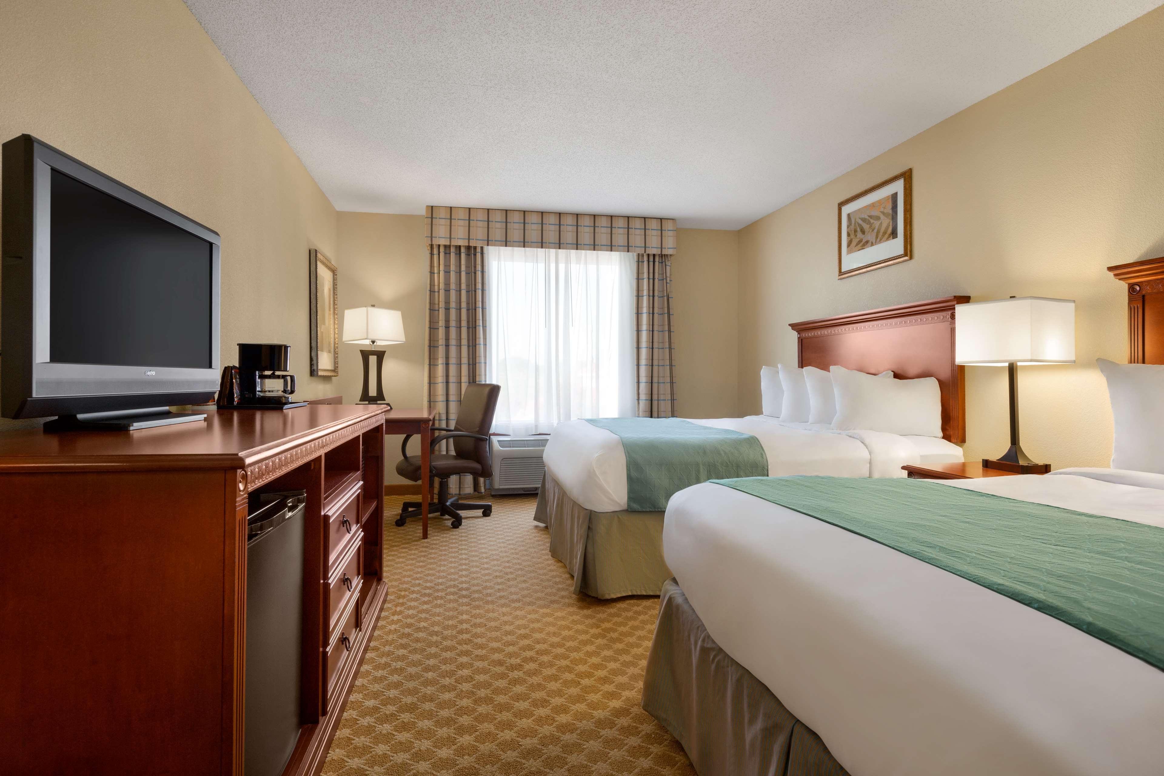 Country Inn & Suites By Radisson, Richmond West At I-64, Va เฮนริโค ภายนอก รูปภาพ