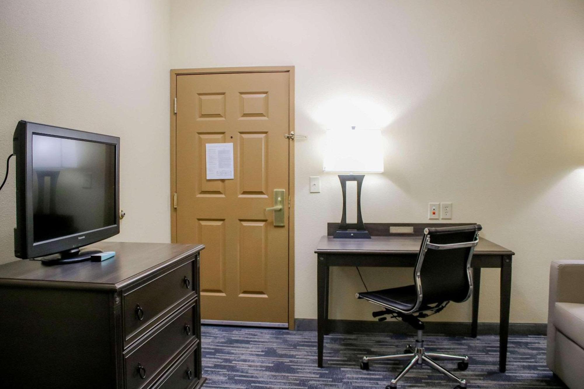 Country Inn & Suites By Radisson, Richmond West At I-64, Va เฮนริโค ภายนอก รูปภาพ